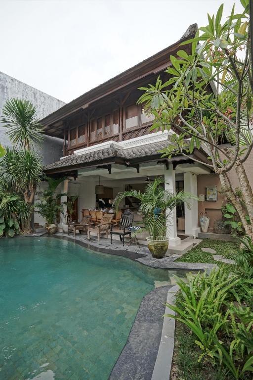 Juan Villa Legian - Bed and Breakfast Seminyak