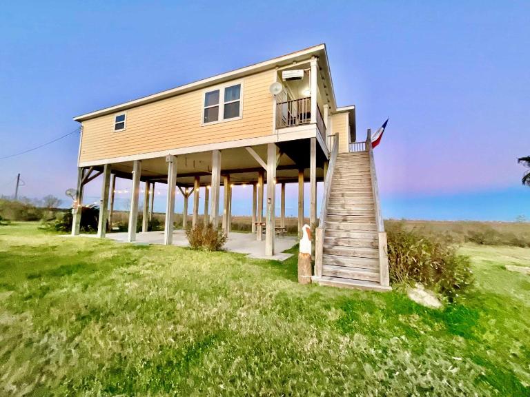 Pelican Pointe Home for 10 - Ferienwohnung Bolivar Peninsula