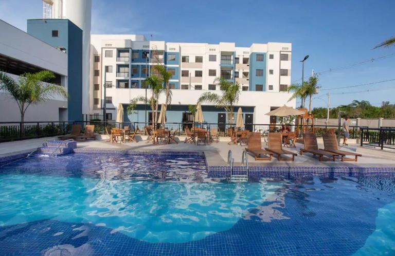 Apto Completo, Piscina, 3 minutos da Praia - Bed and Breakfast Rio de Janeiro