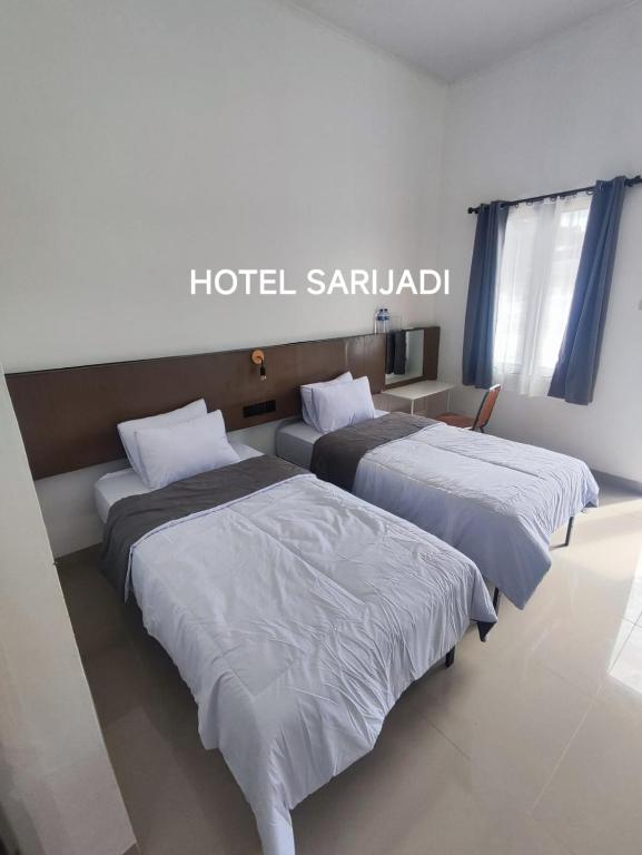 Hotel Sarijadi Pangururan - Bed and Breakfast Pangururan