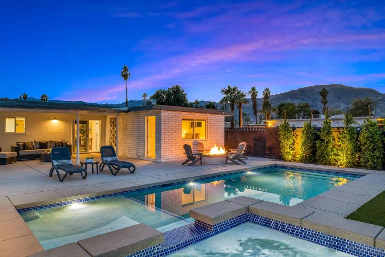 Casa Santa Rosa-Resort Pool & Spa, Fire Pit, BBQ, Ping Pong - Chambres d'hôtes Palm Desert