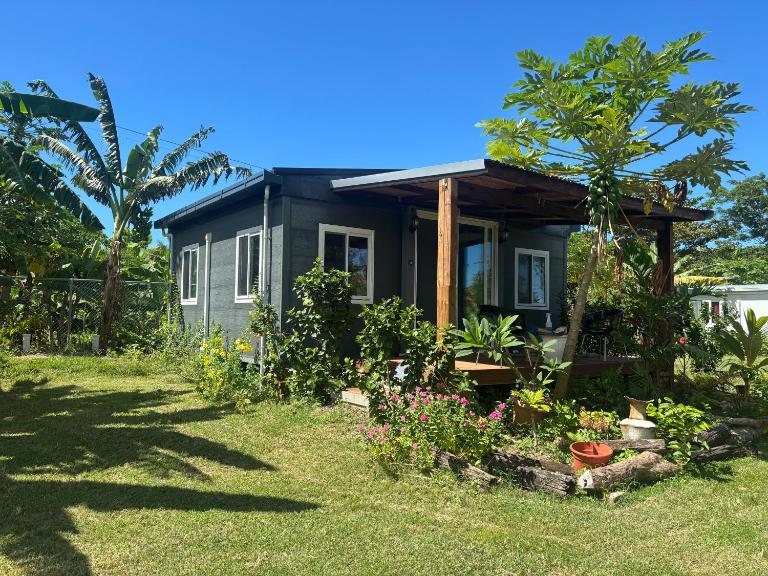 Taumeasina Island Beach Pods - B&B Apia