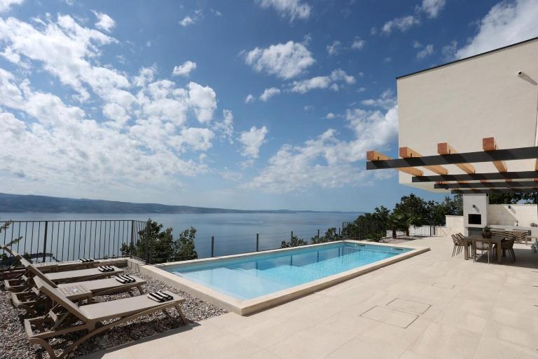 NEW! Stylish Villa Collina - Stunning Sea Views, Private Pool, Top amenities - B&B Duće