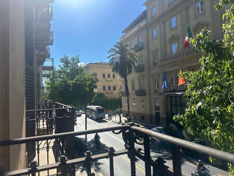 Granatelli Apartment - B&B Palermo