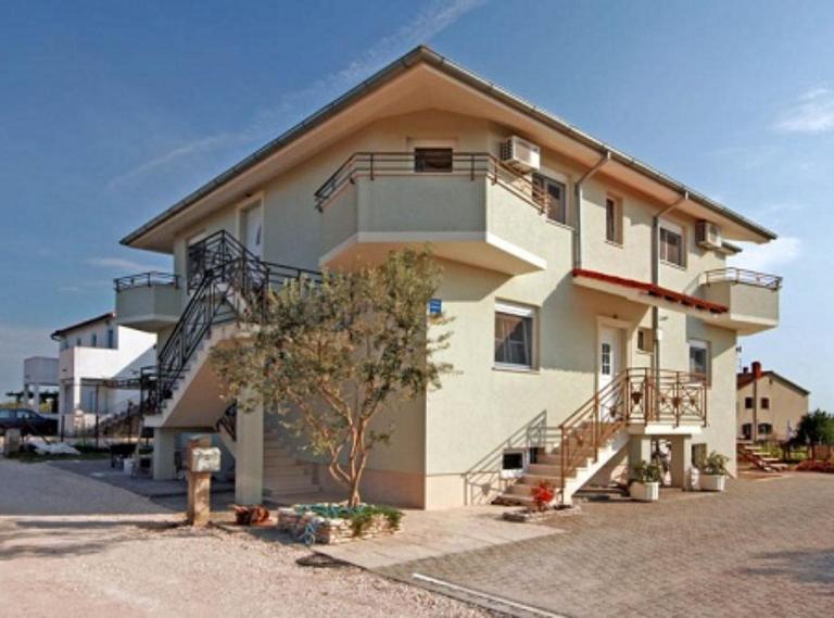 Apartments Lighthouse - Chambres d'hôtes Fažana