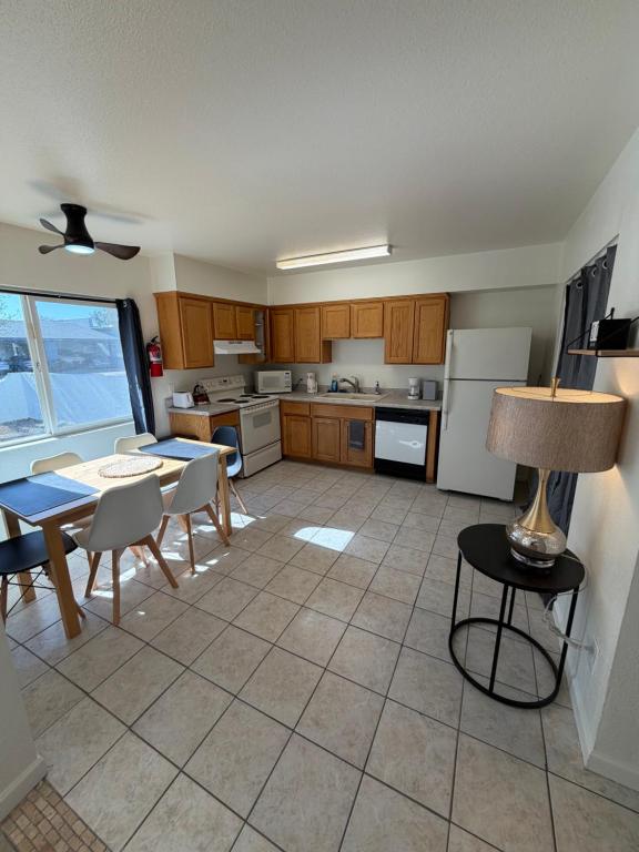 Spring Training Special Comfy 3 Bedroom - Chambres d'hôtes Phoenix