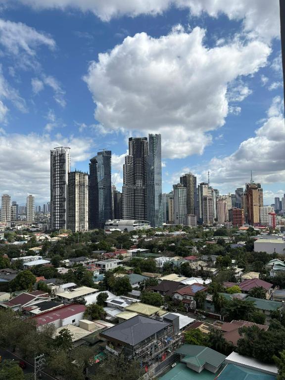 Ashen & Oak Homestay - Jazz Residences - B&B Manila