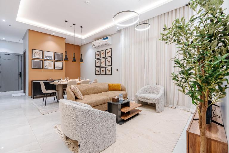 Premier 3BDR Apartment in Al Malqa NZL283 - Bed and Breakfast Riyad