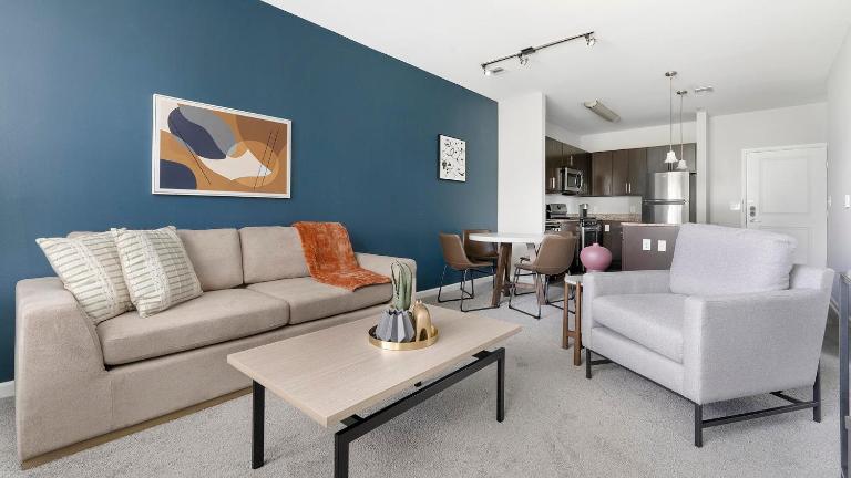 Landing Chic 1BD Game Room Clubhouse - B&B Bayonne