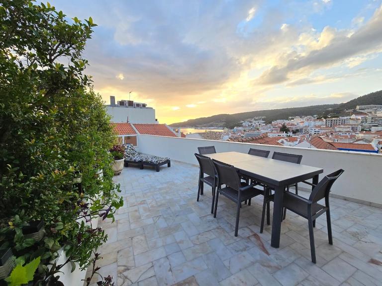 Casa Sol & Mar by Sesimbra Sun Sea - B&B Sesimbra