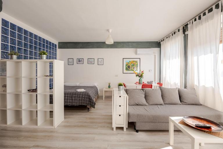 Fratelli Bandiera - B&B Latina