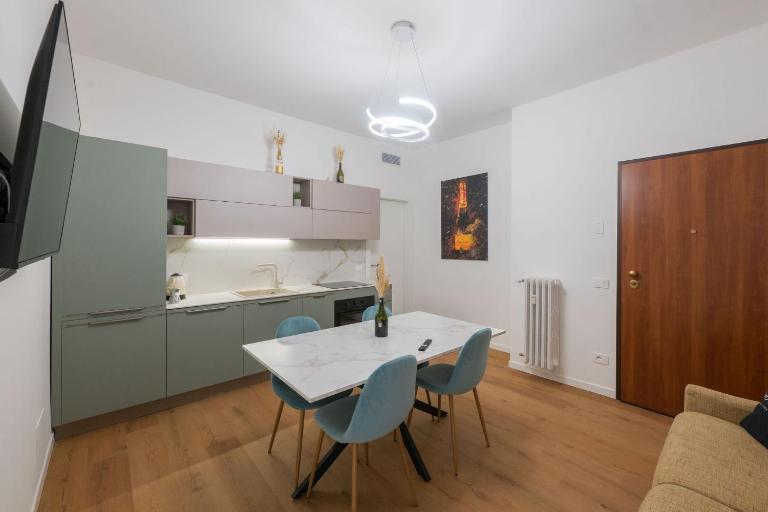 LUXURY BERGAMO CITY APARTMENTS champagnerie - B&B Bergamo