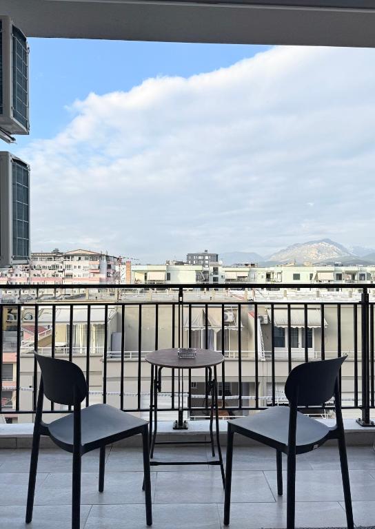 Modern Apartment with all comforts - B&B Tirana