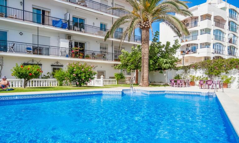 Carabeo Rocamar Nerja - Chambres d'hôtes Nerja