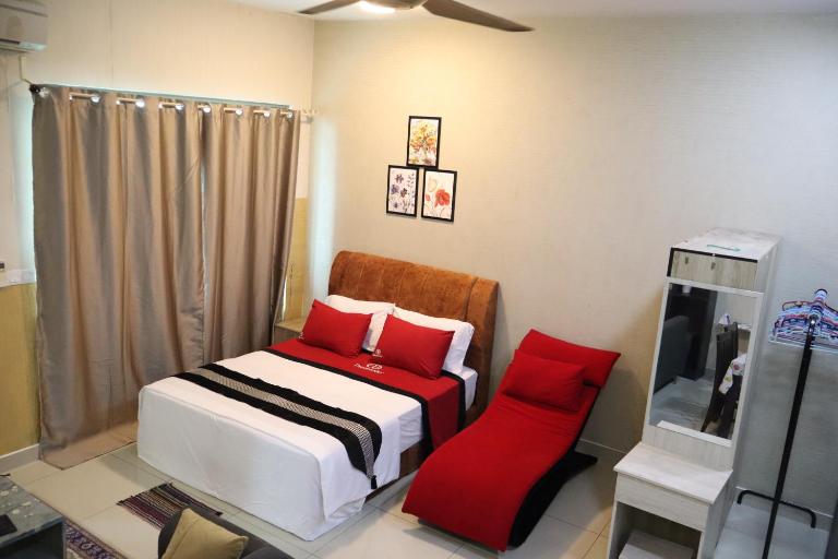 Cozy Cybersquare Apex Pool View Free Parking With Wifi & Netflix 162 - Chambres d'hôtes Cyberjaya