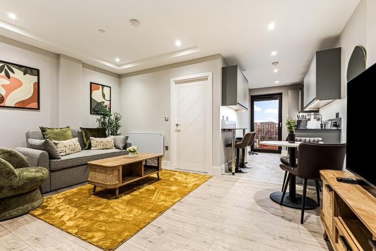 Modern Apartment, Leicester City Centre - B&B Leicester
