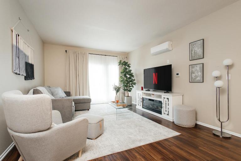 Urban 1BR in Prime Location - Ferienwohnung Los Angeles