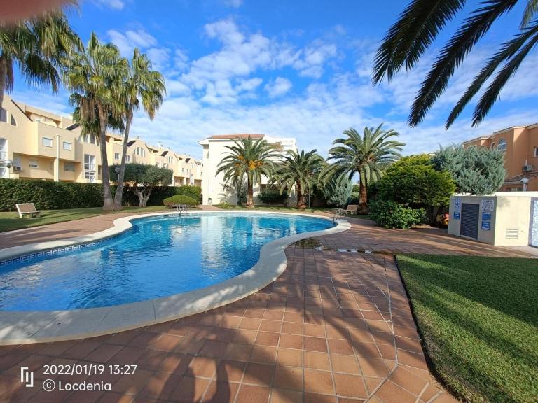 Apartamento acogedor cerca de la playa y el centro con aire acondicionado y parking - ES-373-59 - Bed and Breakfast Denia
