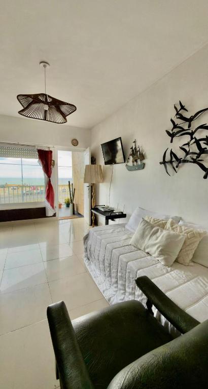 Mediterraneo - frente al mar, con amaneceres únicos, balcon y estacionamiento - Ferienwohnung Mar del Plata