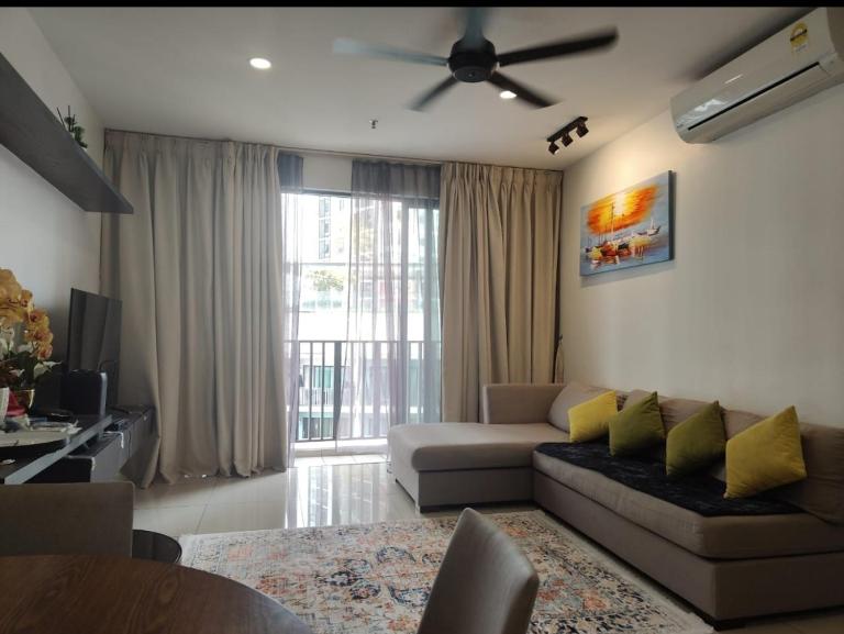 Zamdyna Homestay Pool Icity Shah Alam - B&B Shah Alam