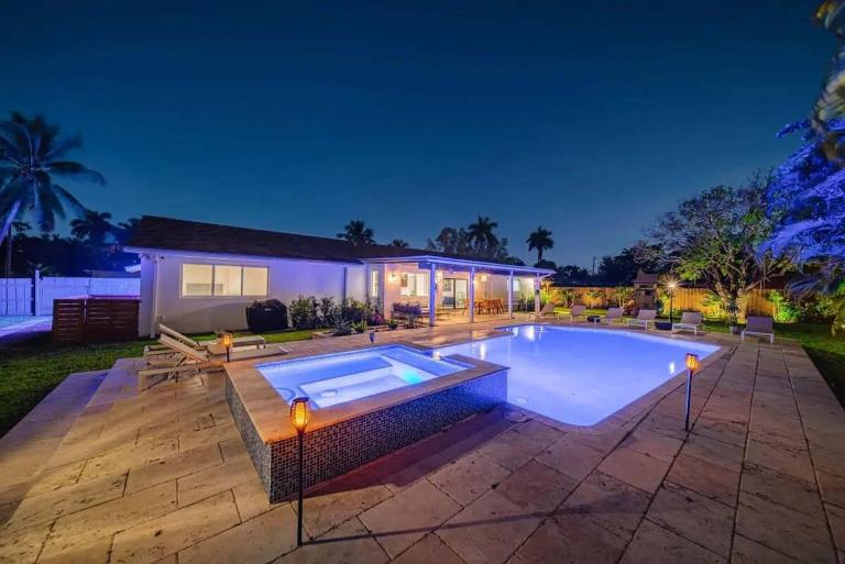 Luxury 7BR Villa Vizcaya Pool Sauna Gym Golf - B&B Miami