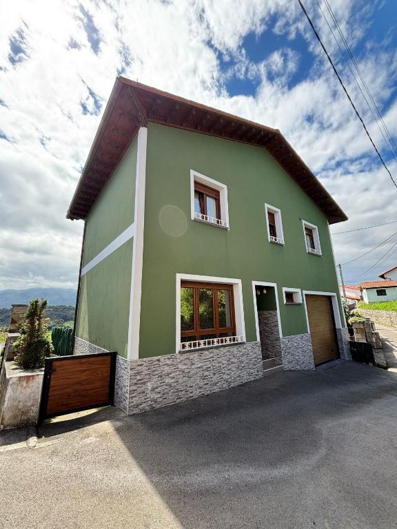 Gestiona2R- Casa con encanto playa de Niembro Ideal Familias - Bed and Breakfast Niembro