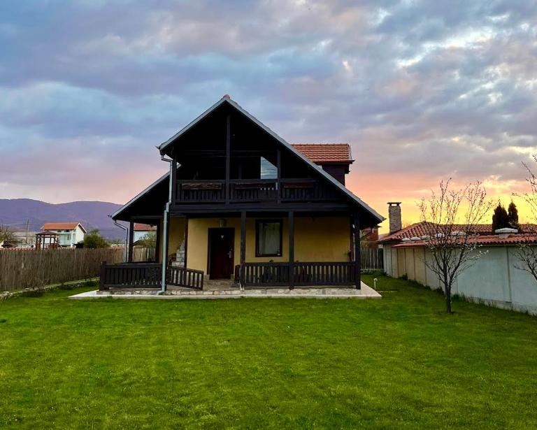 Mountain Family Guest House Rayovo - Ferienwohnung Rayovo