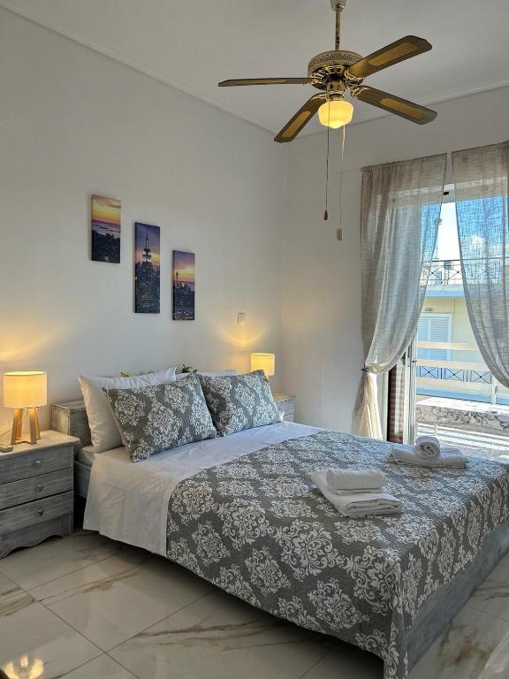Sunny Beachfront Apartment - Chambres d'hôtes Nerántza