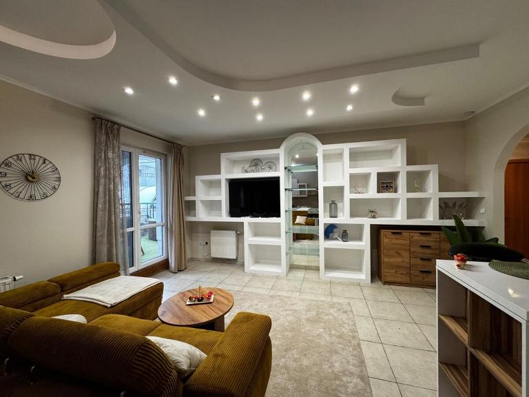 B10 Apartman - B&B Debrecen