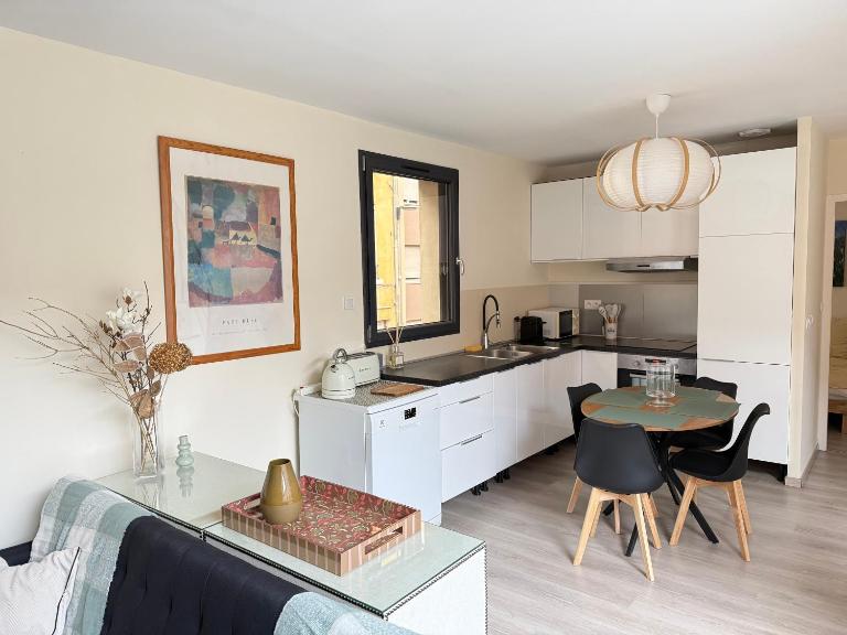 Magnifique T3 avec terrasse secteur Charpennes - Ferienwohnung Villeurbanne