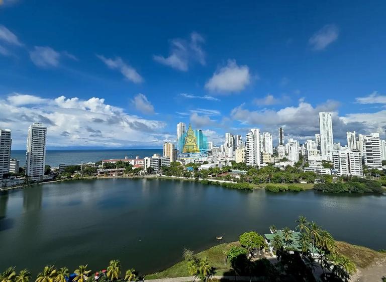 Estudio Vista Laguna y Mar Piso 14 - Ferienwohnung Cartagena