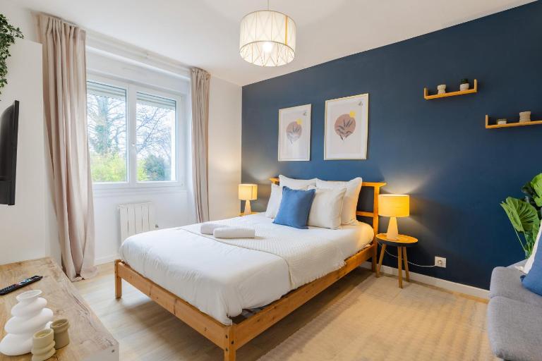 Appart 3 chambres avec TV connectées et Jardin - B&B Brest
