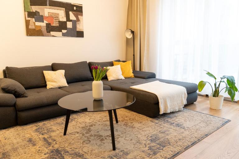 Sundeck City Centre Apartment - Bed and Breakfast Bratislava