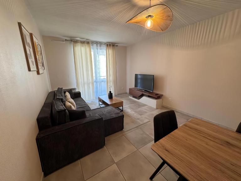 Appartement Sully - Ferienwohnung Limoges