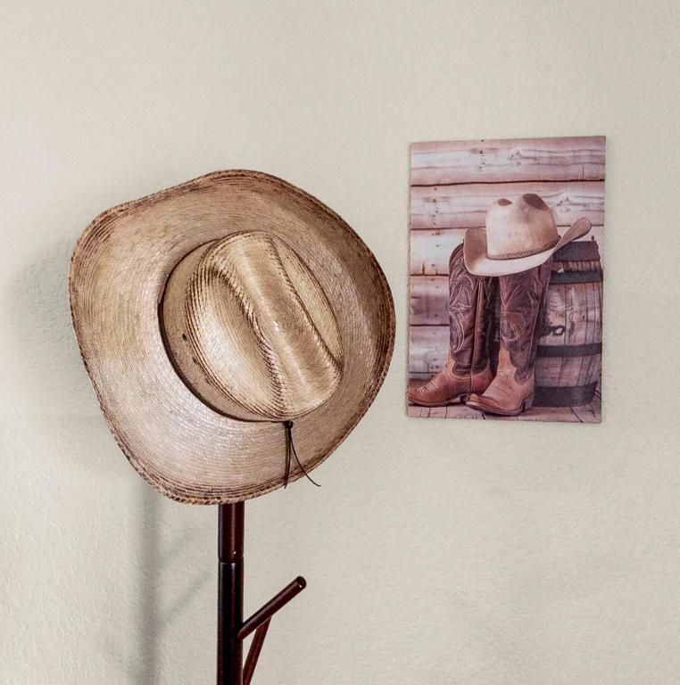 Cowboy Hideout - Bed and Breakfast Sedona
