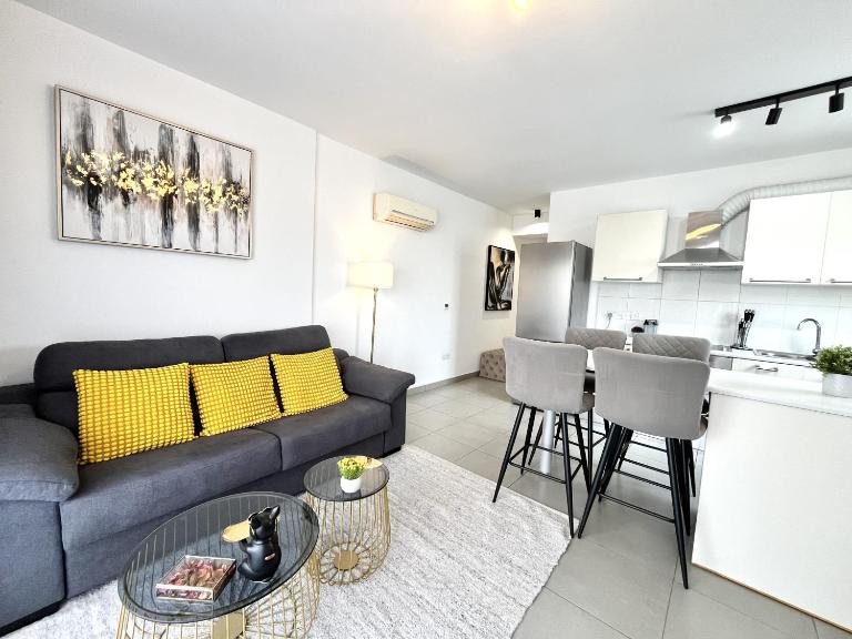STAY Sun Line Apartment - B&B Nicosia