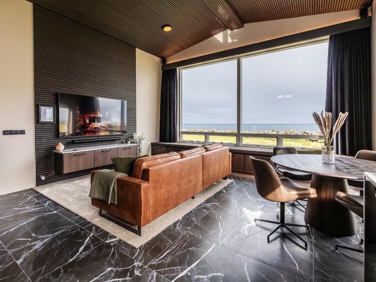 Bay View Villa - B&B Garður