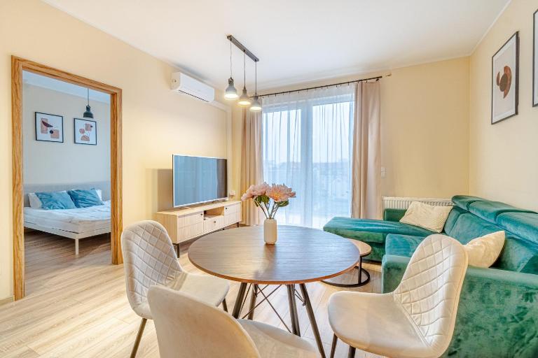 Apartament Odrzańskie Tarasy, Klimatyzacja, PW INVEST HOME - Bed and Breakfast Krapkowice