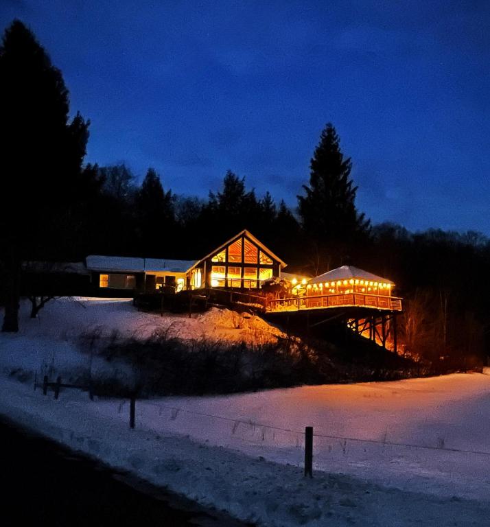 The Blue House On The Hill Catskills—Views - B&B Claryville