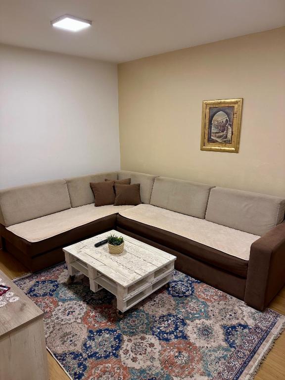 Golden Lily - Pet Friendly Apartment - B&B Sarajevo