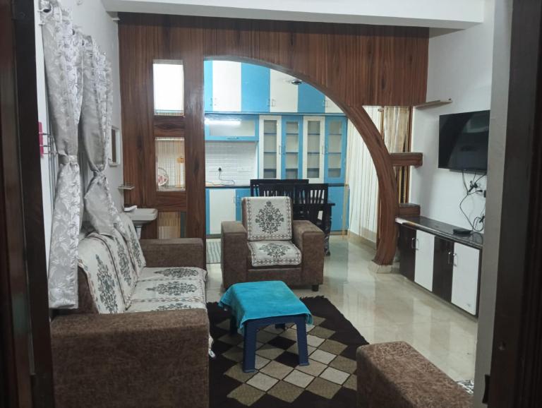 Santhi Homestay Apartments - B&B Tirupati