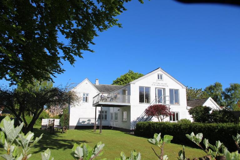 Stevns Klint Strandpension - B&B Rødvig