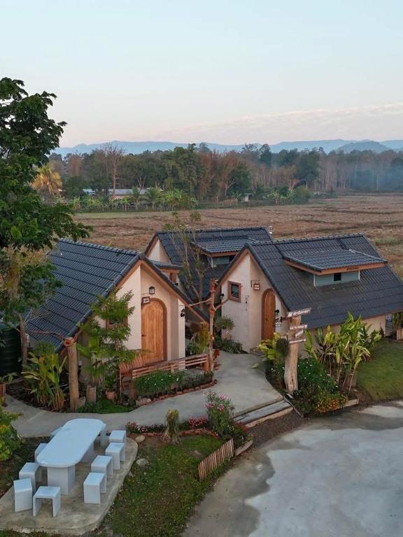 สถานีปลายนา รีสอร์ท - Ferienwohnung Phrae