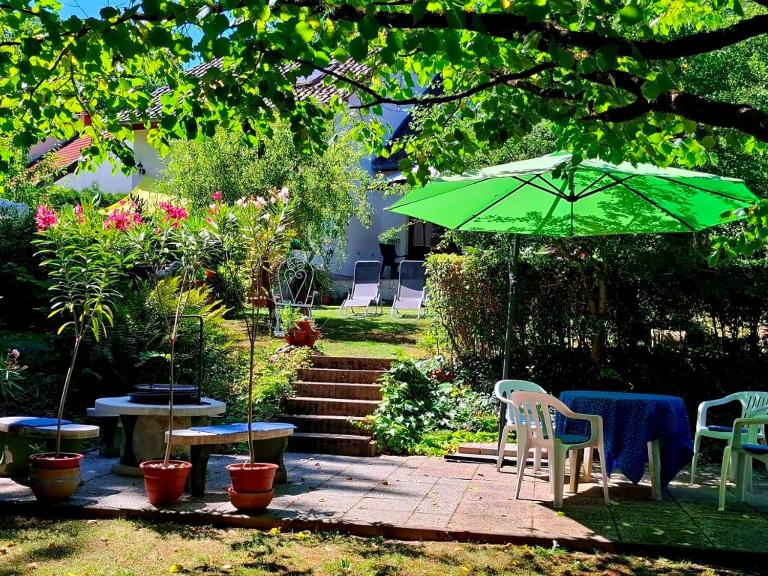 Villa Vadása Vendégház - B&B Hegyhátszentjakab
