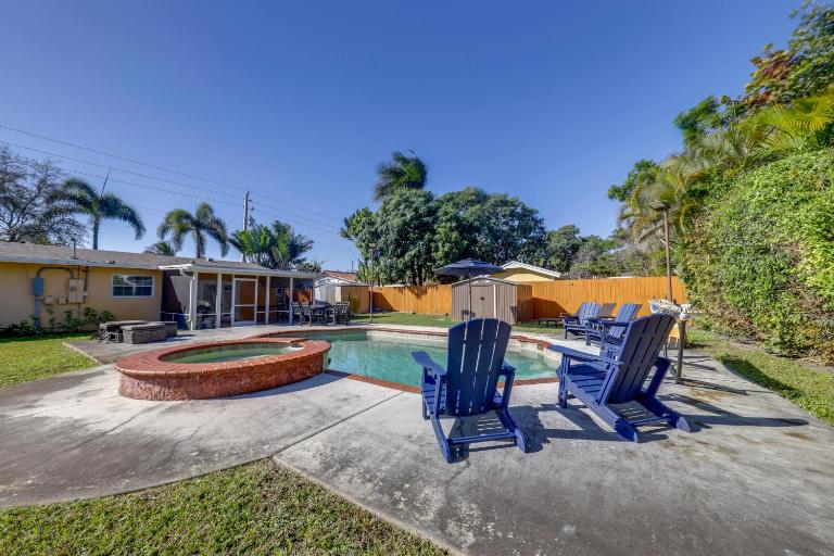 Grill & Games! Family Home 3 Mi to Pompano Beach - Chambres d'hôtes Pompano Beach