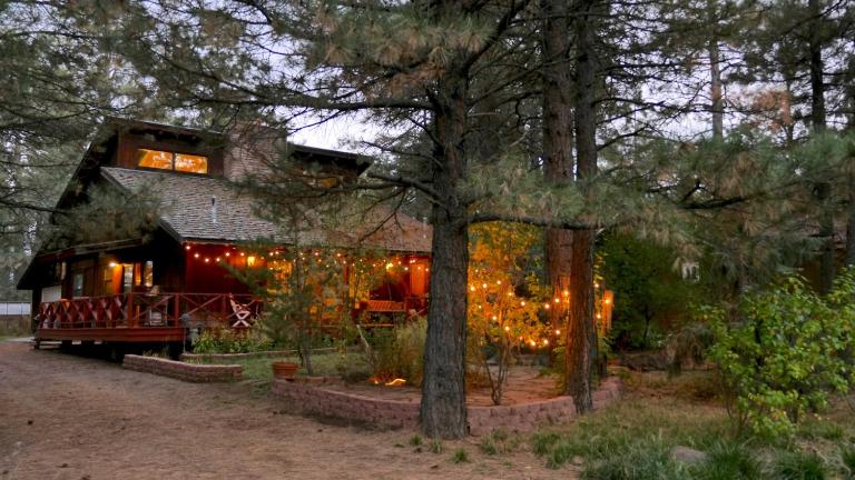 Artist Chalet - Bed and Breakfast Flagstaff