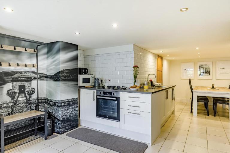 3 Bed in Whaley Bridge oc-h31967 - B&B Whaley Bridge