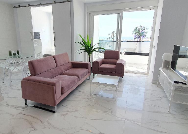 SKOL 645. Exclusive Three Bedrooms Apartment with Sea Views - Ferienwohnung Marbella