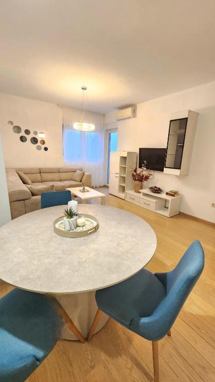 Central Light Apartment - Ferienwohnung Podgorica