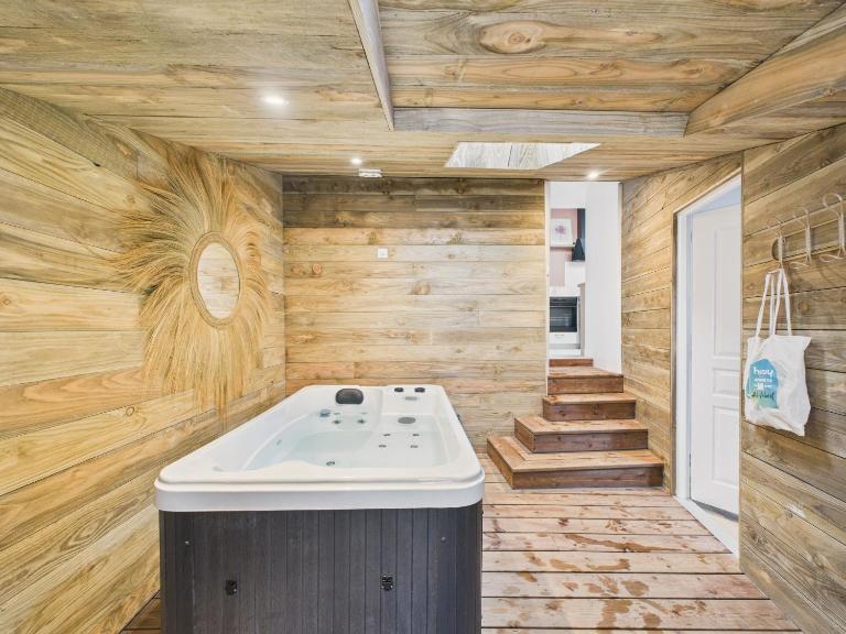 Maison à Pornic pour 4 - jacuzzi et terrasse - Chambres d'hôtes Pornic